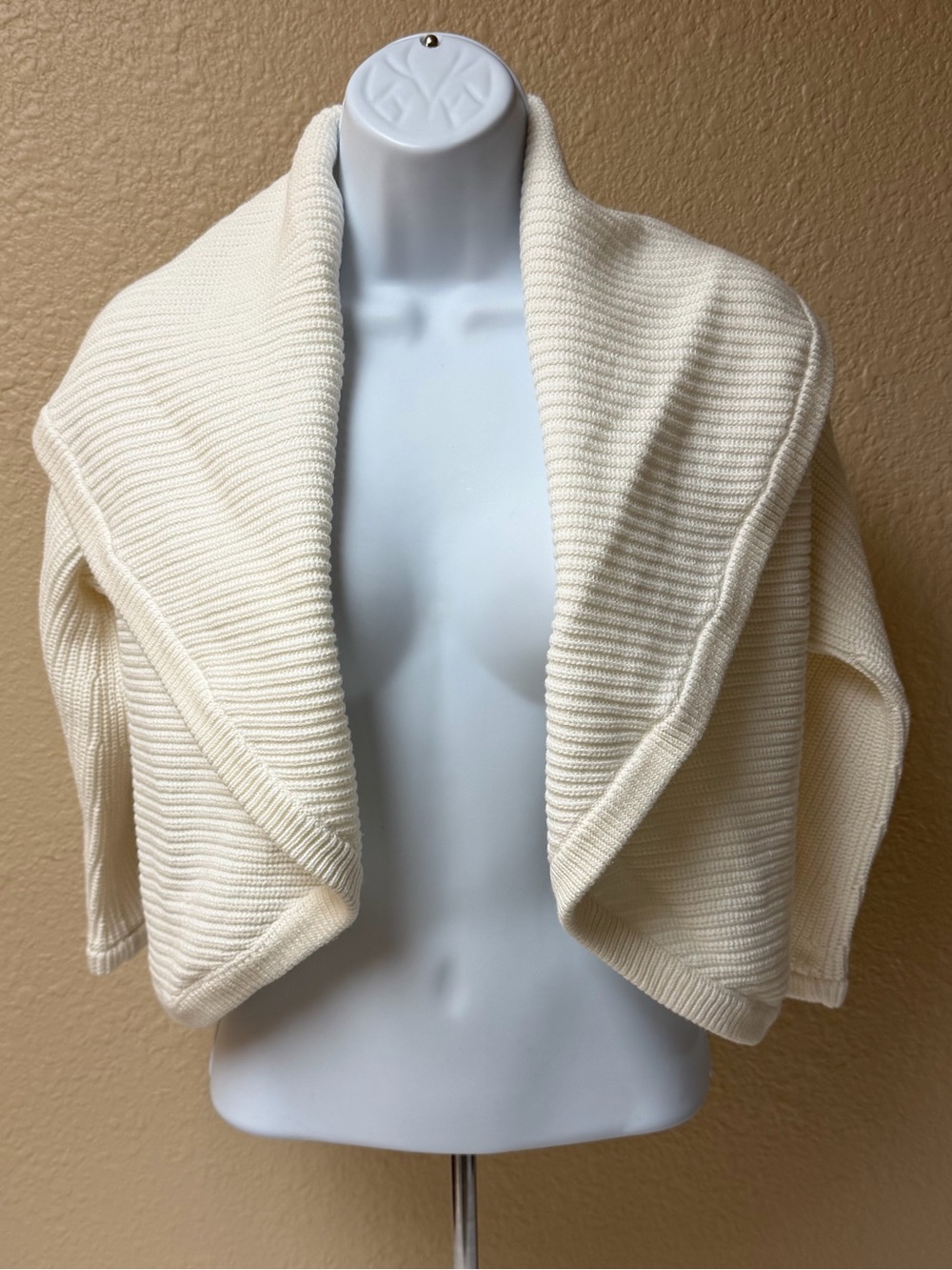 4/$20 CAbi Cream Open-Front Ribbed Shrug